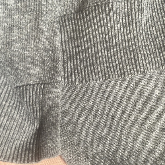 Vince Camuto Oversized Dusty Rose Shark Hem Long Sleeve Tunic Varsity Sweater - Picture 7 of 8